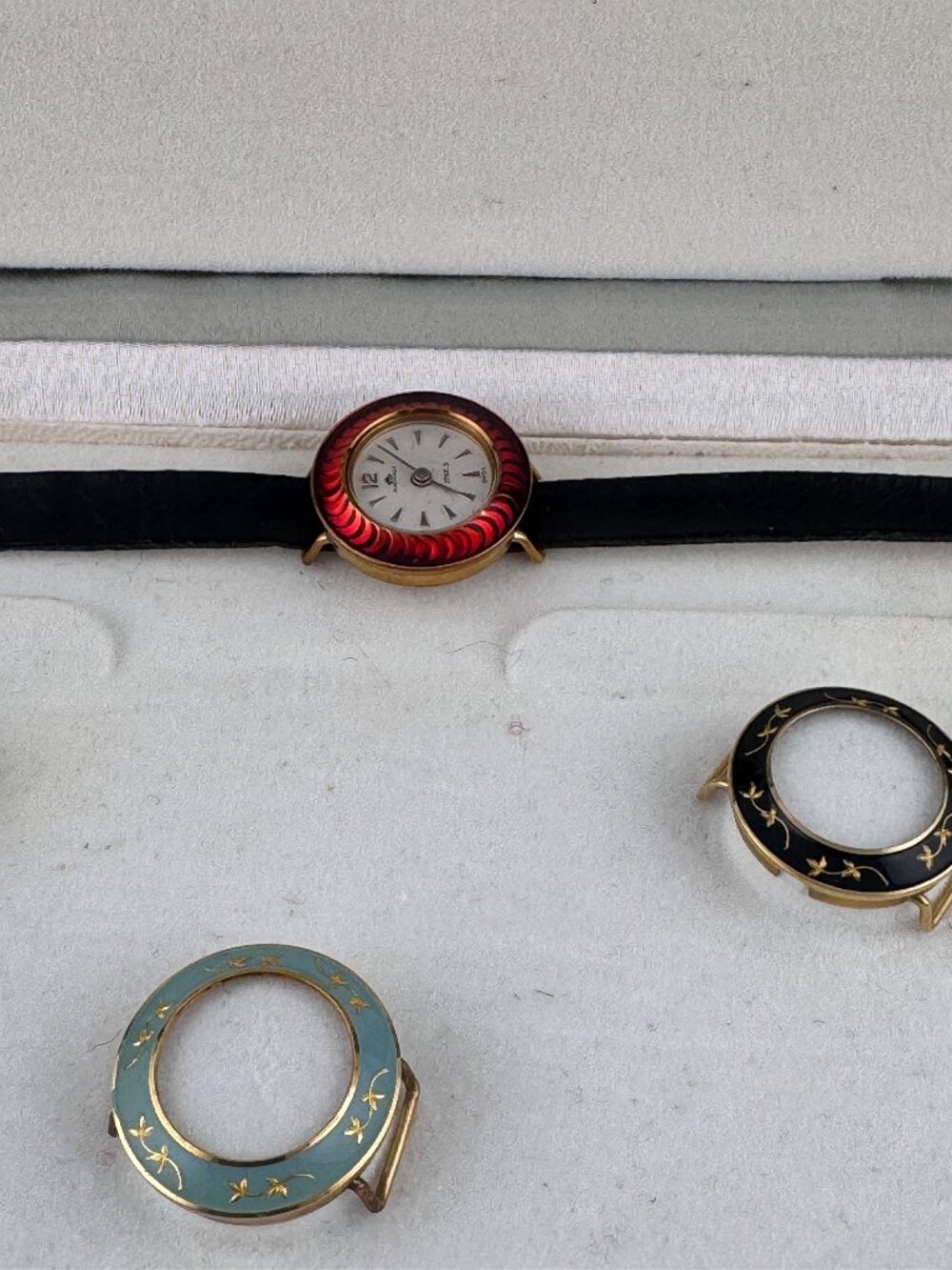 Vintage Swiss Bucherer Interchangeable Windup Ladies Watch Set - Picture 3 of 5